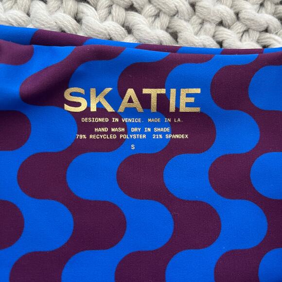 Skatie• ‘Salty’ Bikini Bottom in INFINITO - Picture 14 of 17